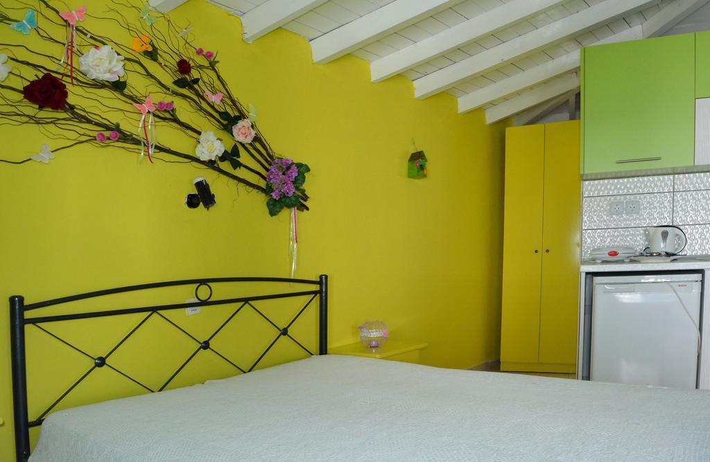 Studios Soula Alonnisos Town Bilik gambar